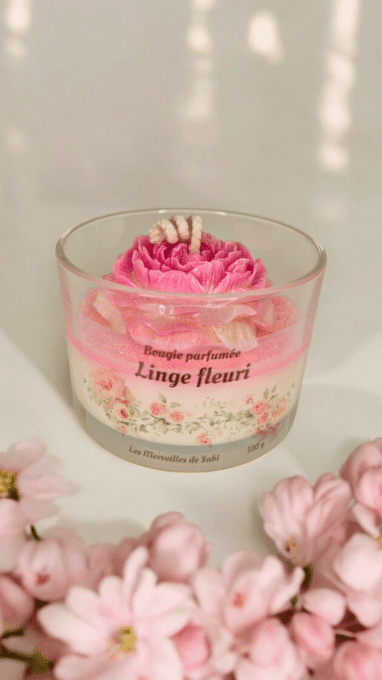 Bougie parfumée senteur LINGE FLEURI